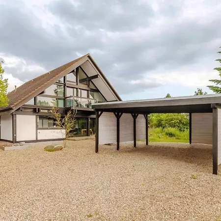 Holiday home Huf Haus - Moderne Trifft Handwerkskunst